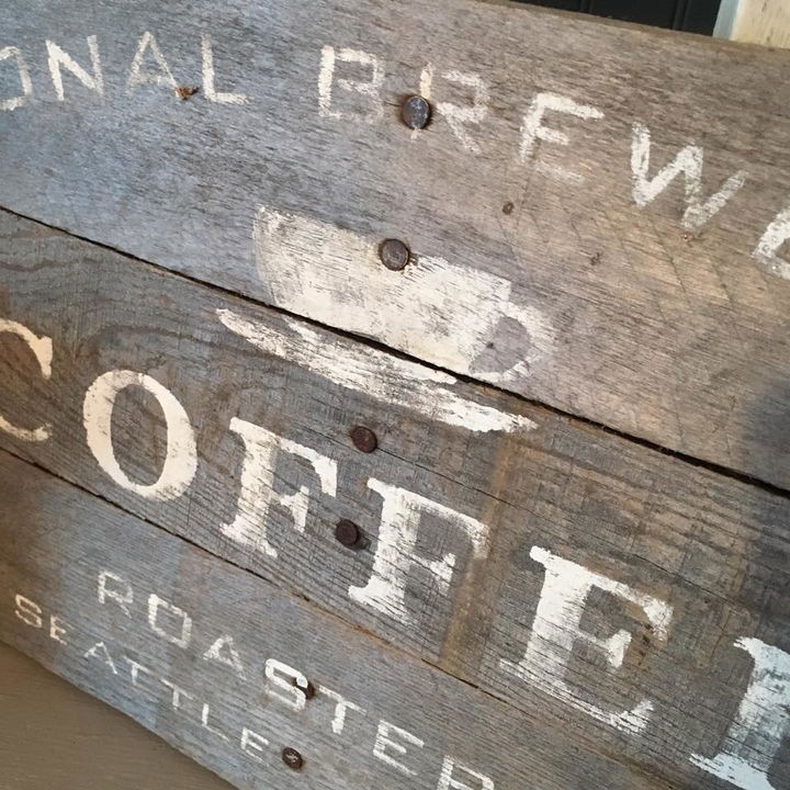 pallet coffee sign display plate