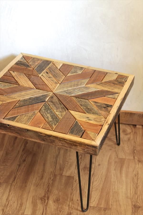 Pallet Coffee Table with Star Pattern Top Pallet 