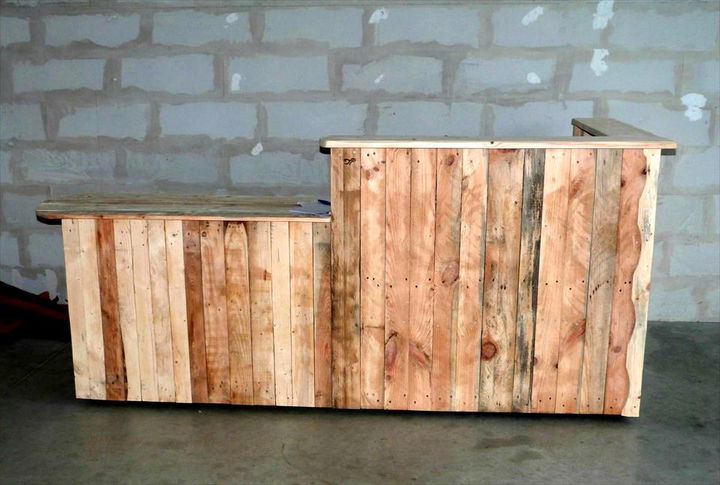 custom wooden pallet bar table